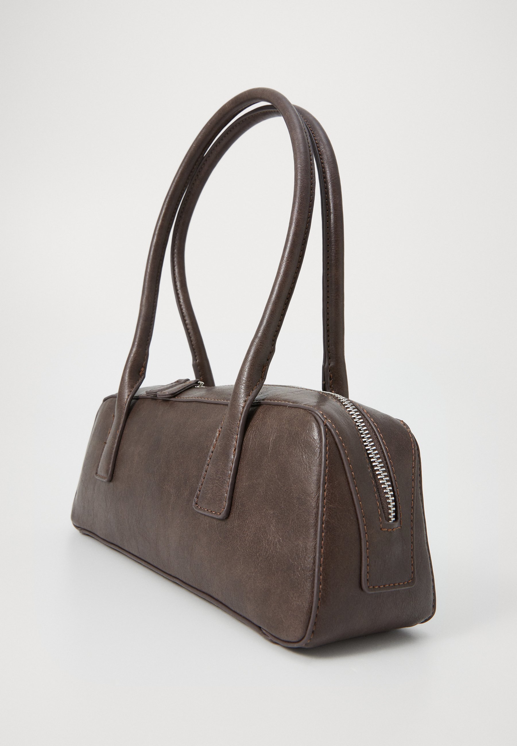 Gina Tricot SHOULDER BAG - Håndveske - washed brown
