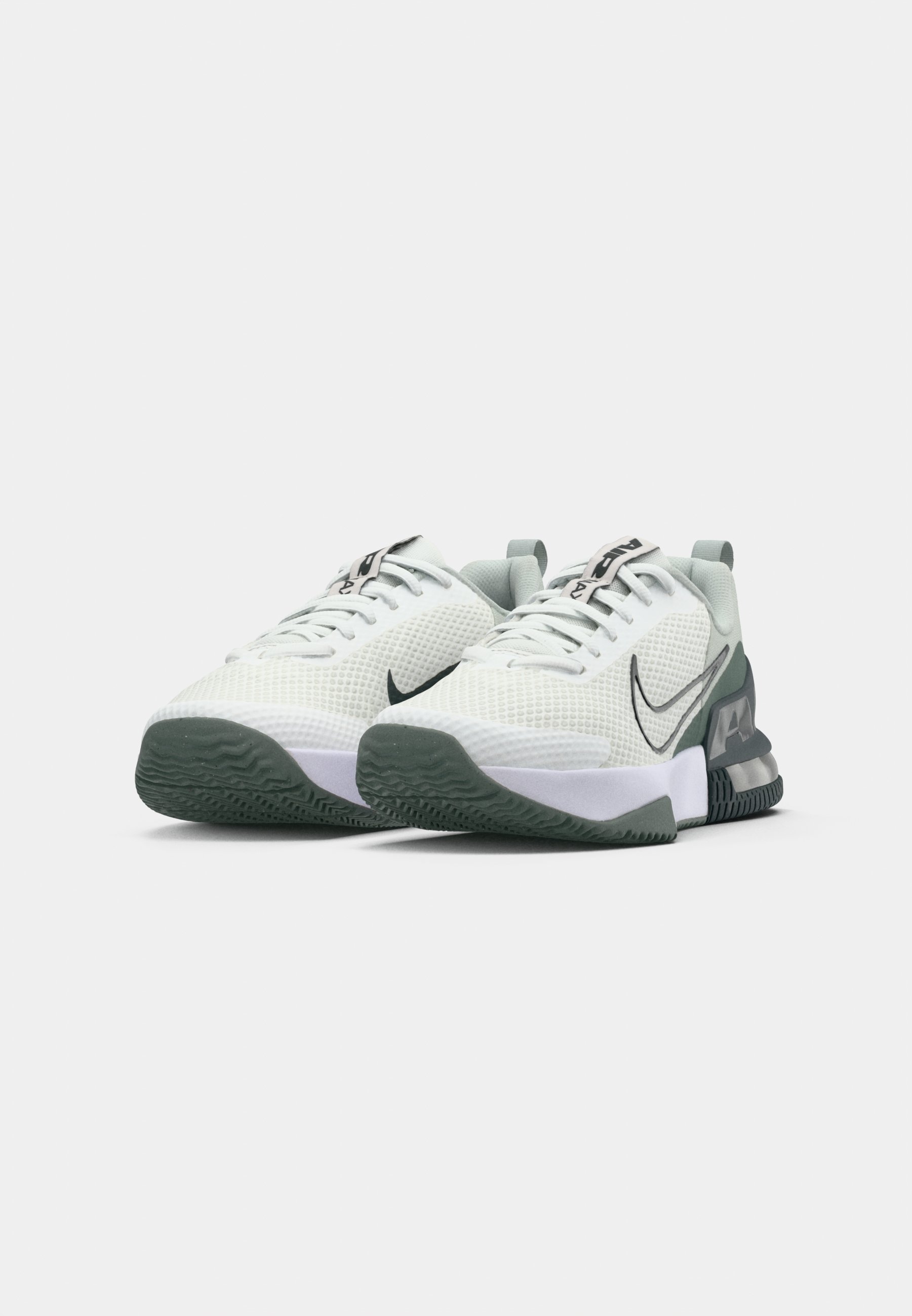 Nike Performance AIR MAX ALPHA 6 - Trainingsschoen - summit white/seaweed/light silver-coloured/seaweed/clay green