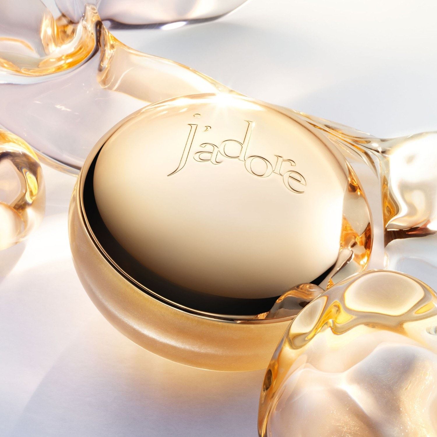 DIOR J'adore Les Adorables svjetlucavi piling za tijelo - 150 ml