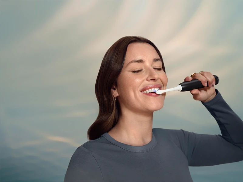„Philips Sonicare 6500 HX7411/02“ elektrinis ultragarsinis dantų šepetėlis