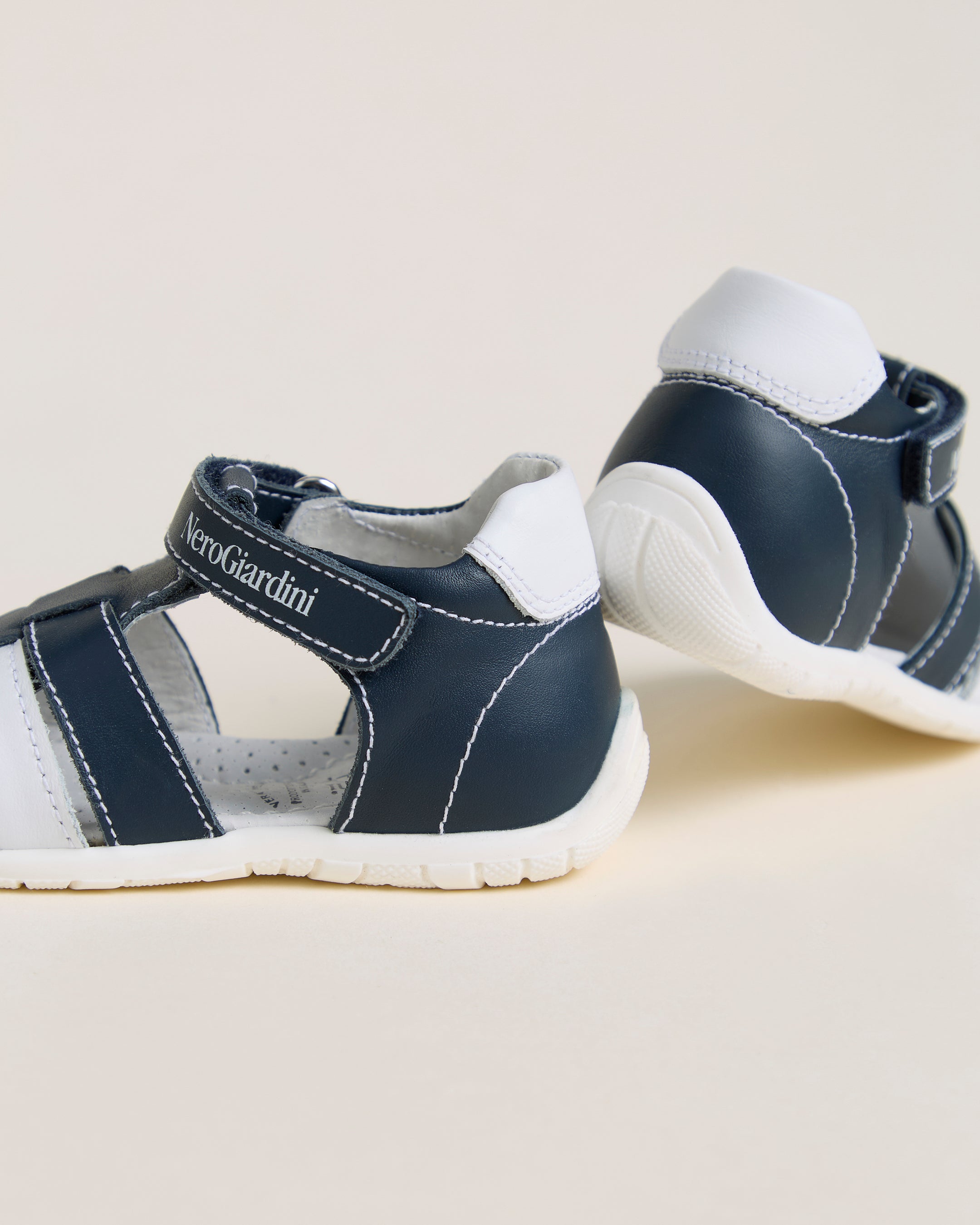 Ledersandalen für Kinder