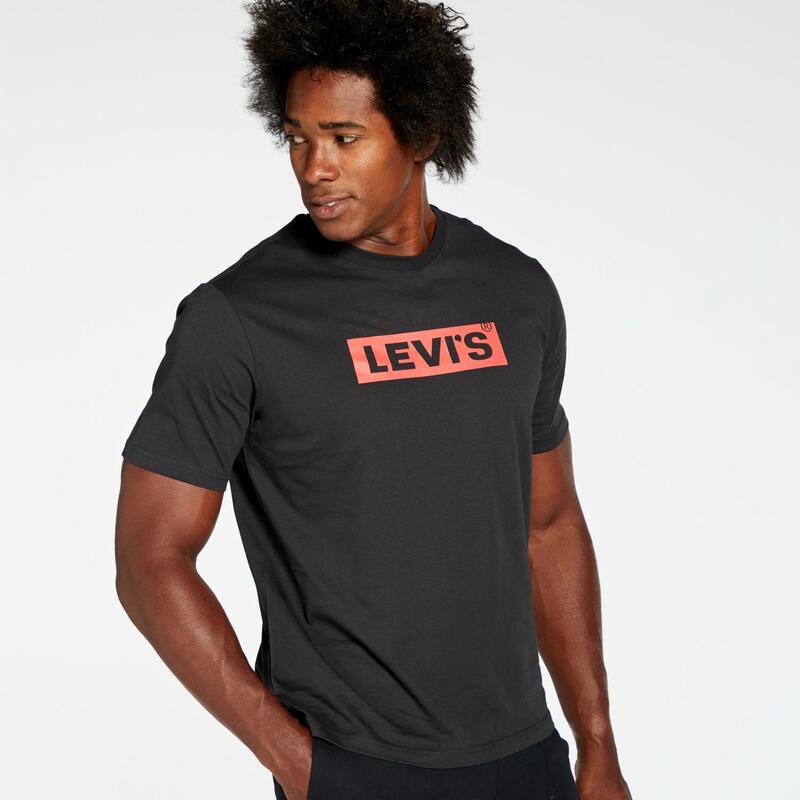  Levi's T-shirt