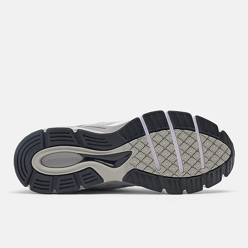 Unisex, gemaakt in de VS, 990v4 Core – Grijs met zilver