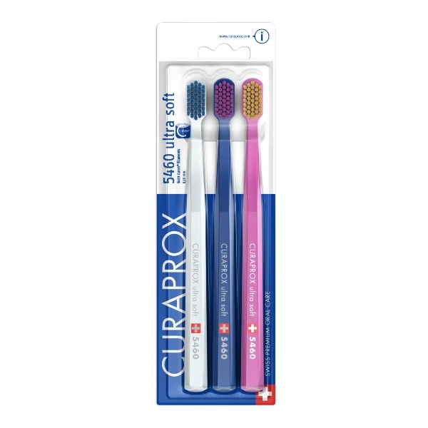 CURAPROX Curaprox Ultra Soft blister com 3 escovas de dentes macias