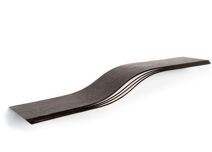 Etagère murale design - EWART WOODS - En bois wengé 93 cm - moderne flottante ondulé