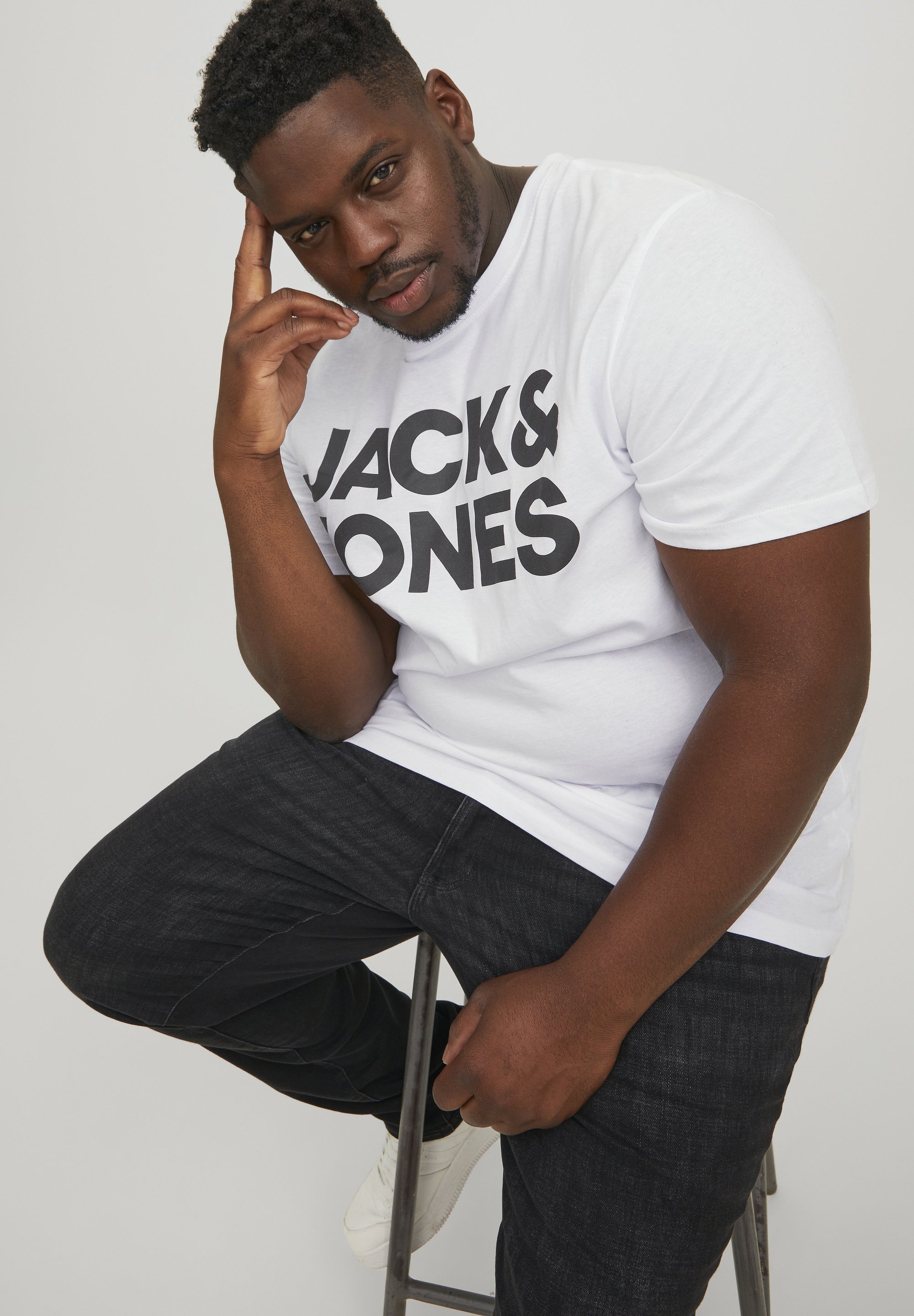 Jack & Jones JJECORP Logo-T-Shirt mit Rundhalsausschnitt - Bedrucktes T-Shirt - weißer Aufdruck, großer Aufdruck/schwarz