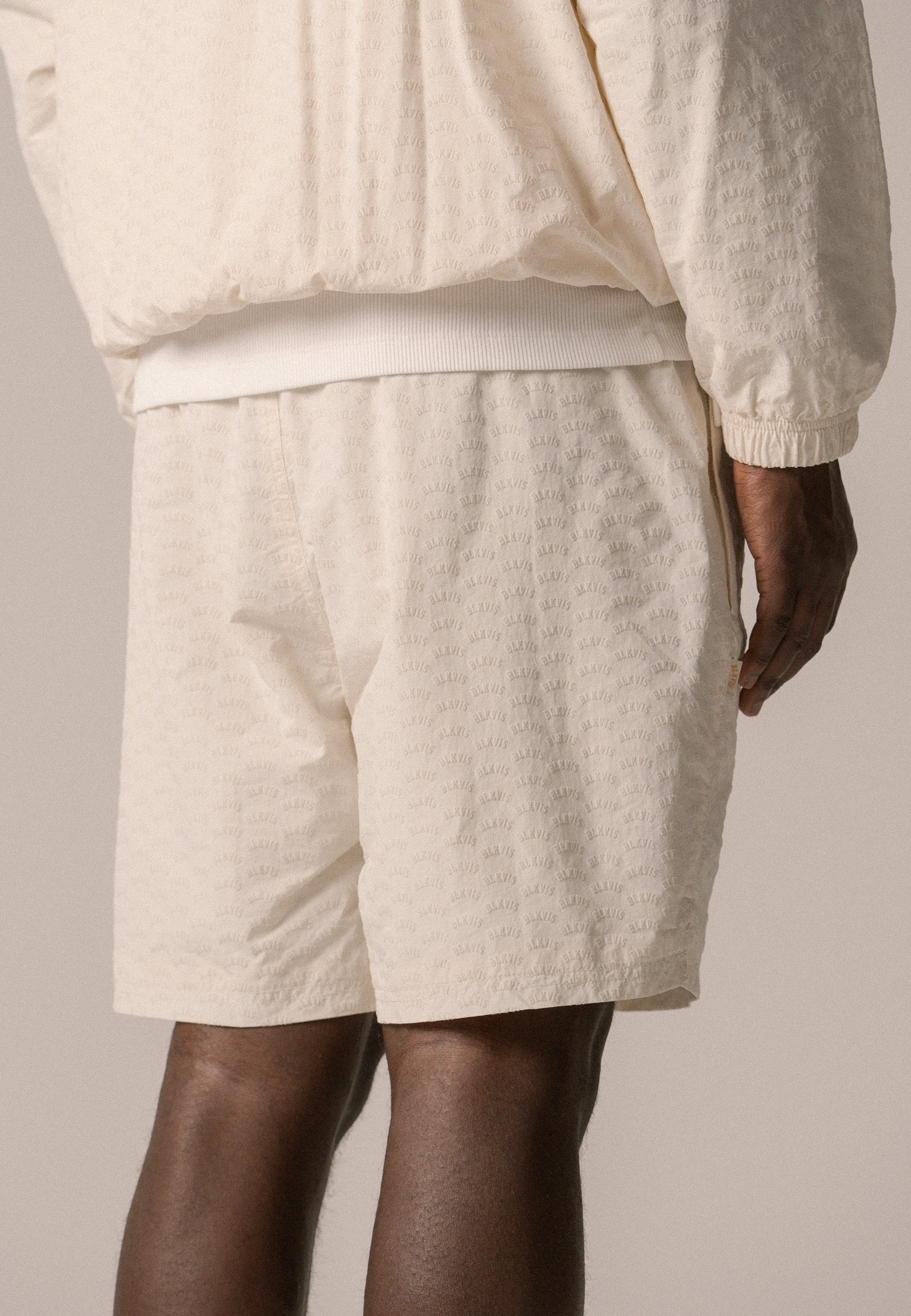 BLKVIS ALLOVER TRACK UNISEX - Shorts - antiek wit