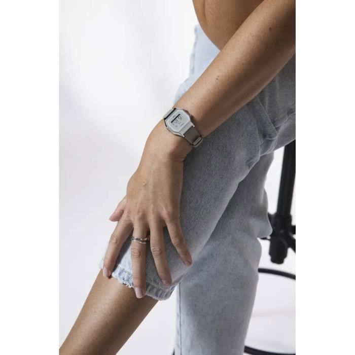Montre Casio - Femmes - LA680WEL-8EF - Bracelet en Cuir Gris - Fonctions Calendrier, Chronographe et Alarme