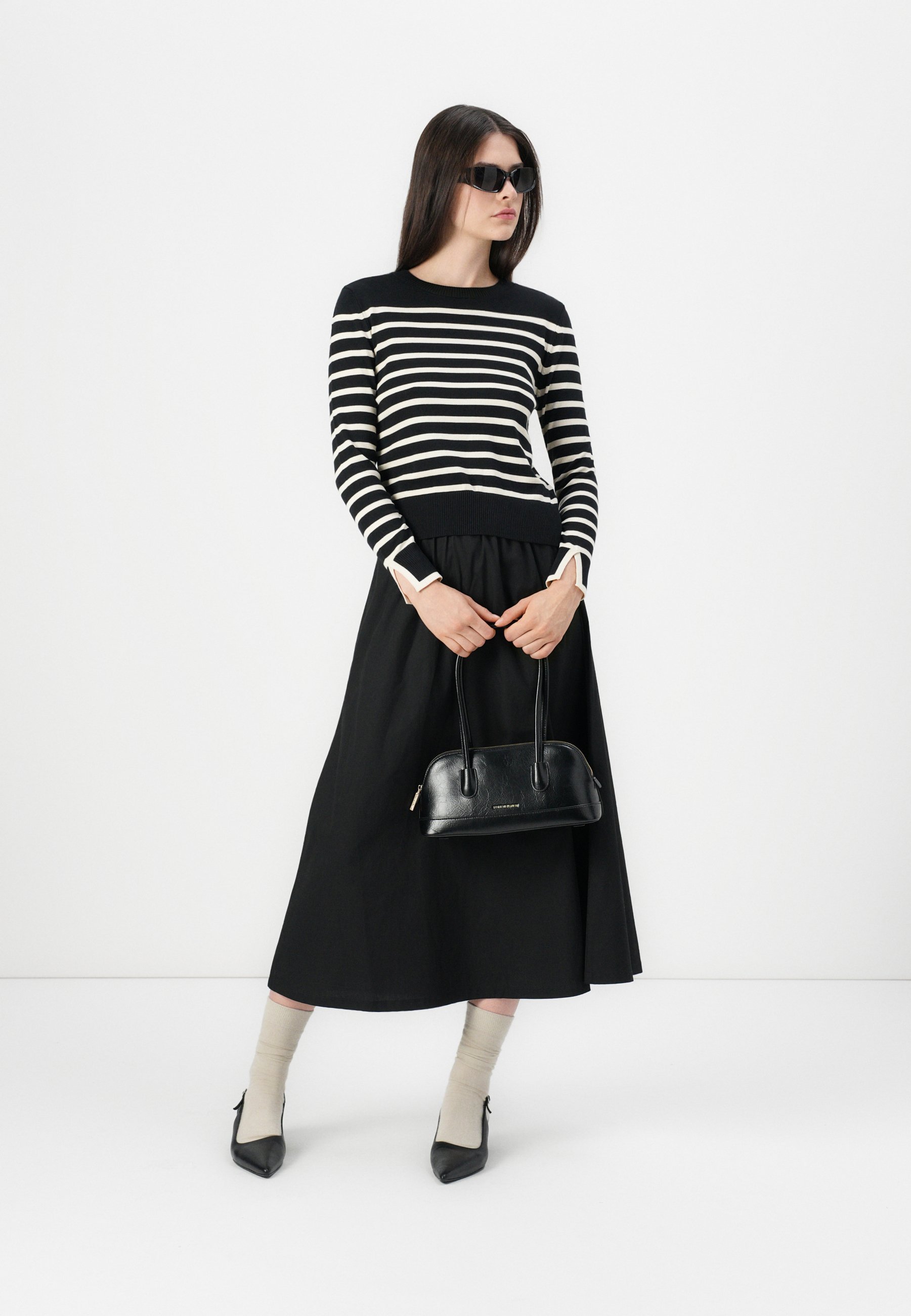 ONLY ONLANIQA LONG SKIRT - Spódnica w kształcie litery A - czarna