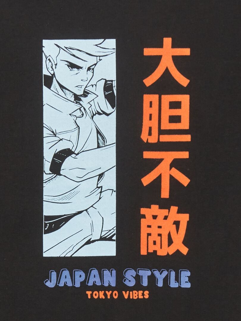 Camiseta com estampa 'Japão' - PRETA
