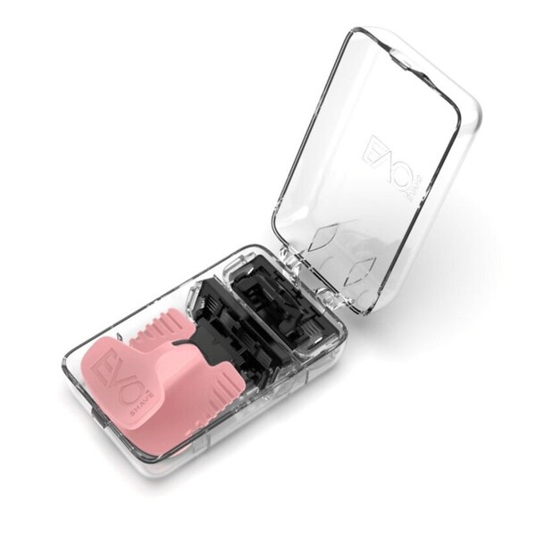 Startovací sada holicích strojků EvoShave Series 3 System v pudrově růžové barvě