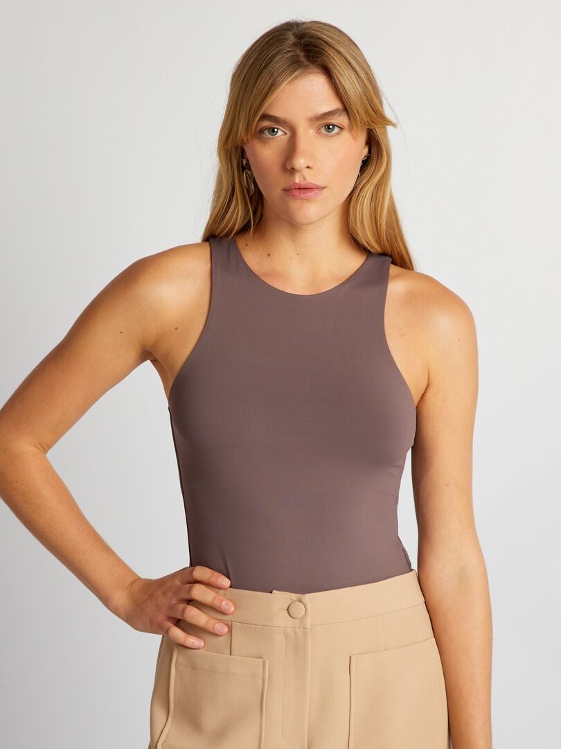 Effen bodysuit met ronde halslijn - BRUIN