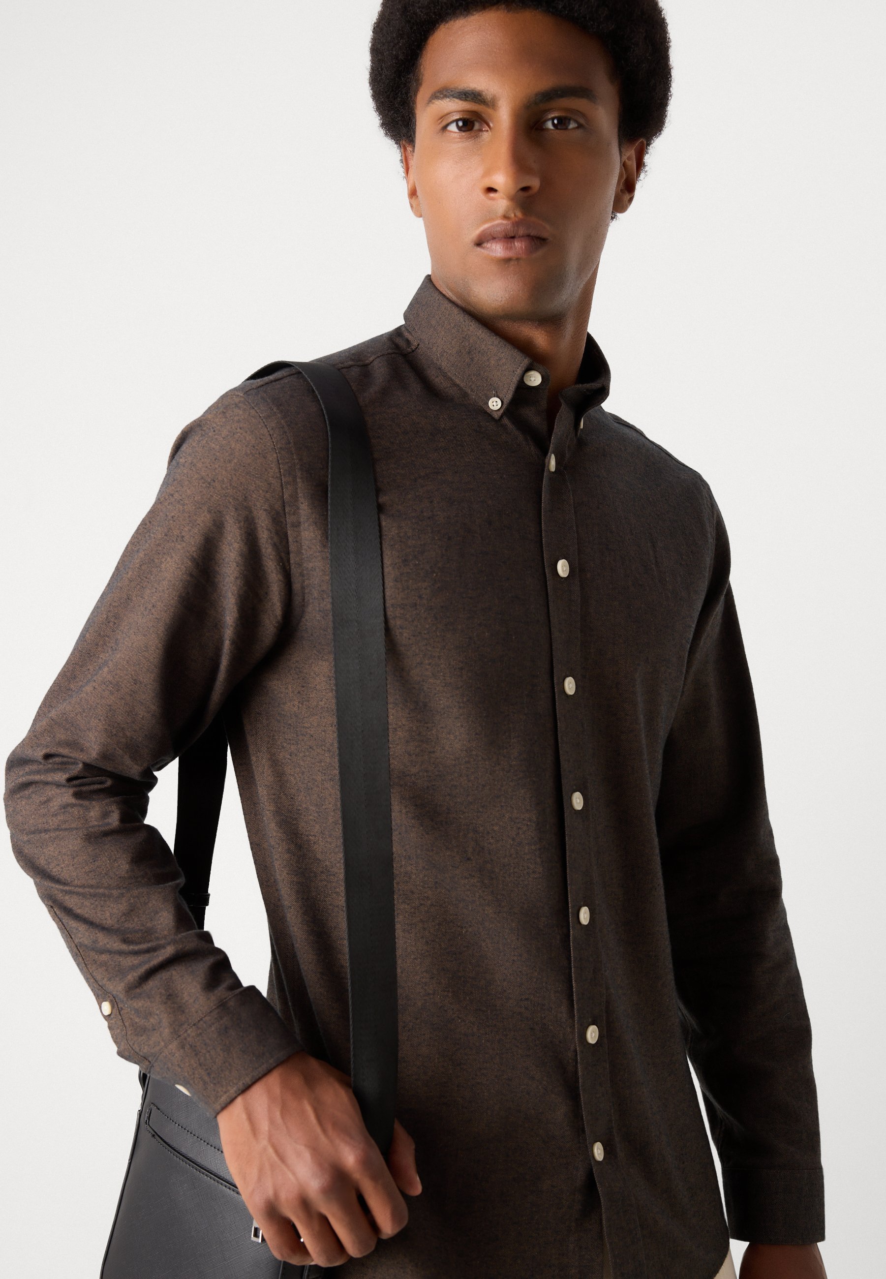 Chemise Lindbergh BRUSHED - marron foncé