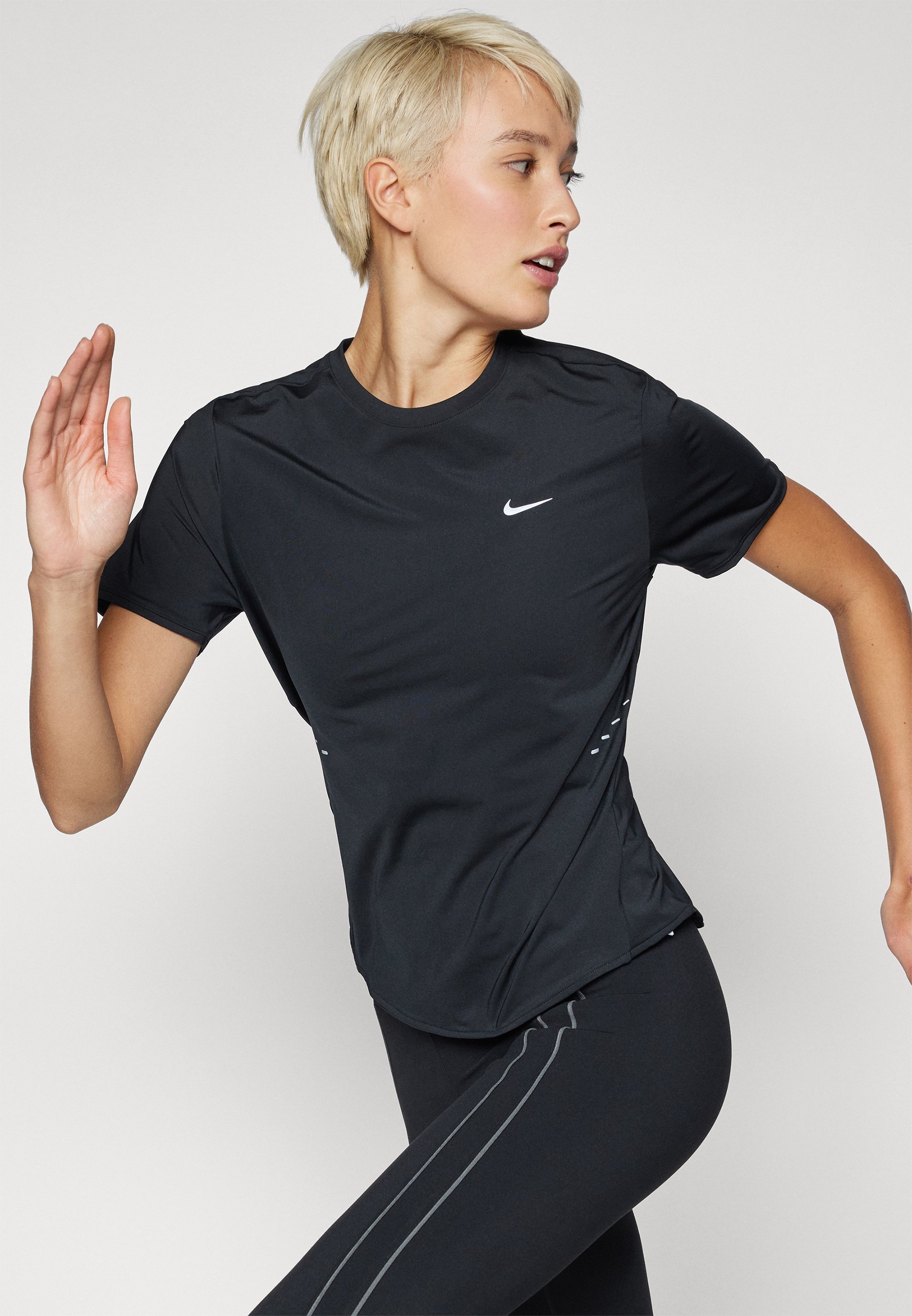 Nike Performance SWIFT TOP - Sport T-shirt - zwart/reflecterend zilver