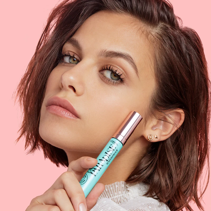 Máscara para cílios à prova d'água Lash Paradise da L'Oréal Paris para alongamento e volume.
