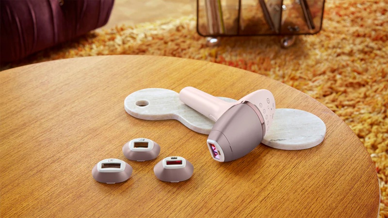 Philips Lumea Series 9900 SkinAI IPL BRI977/00 IPL epilator za telo, obraz, bikini predel in pazduhe