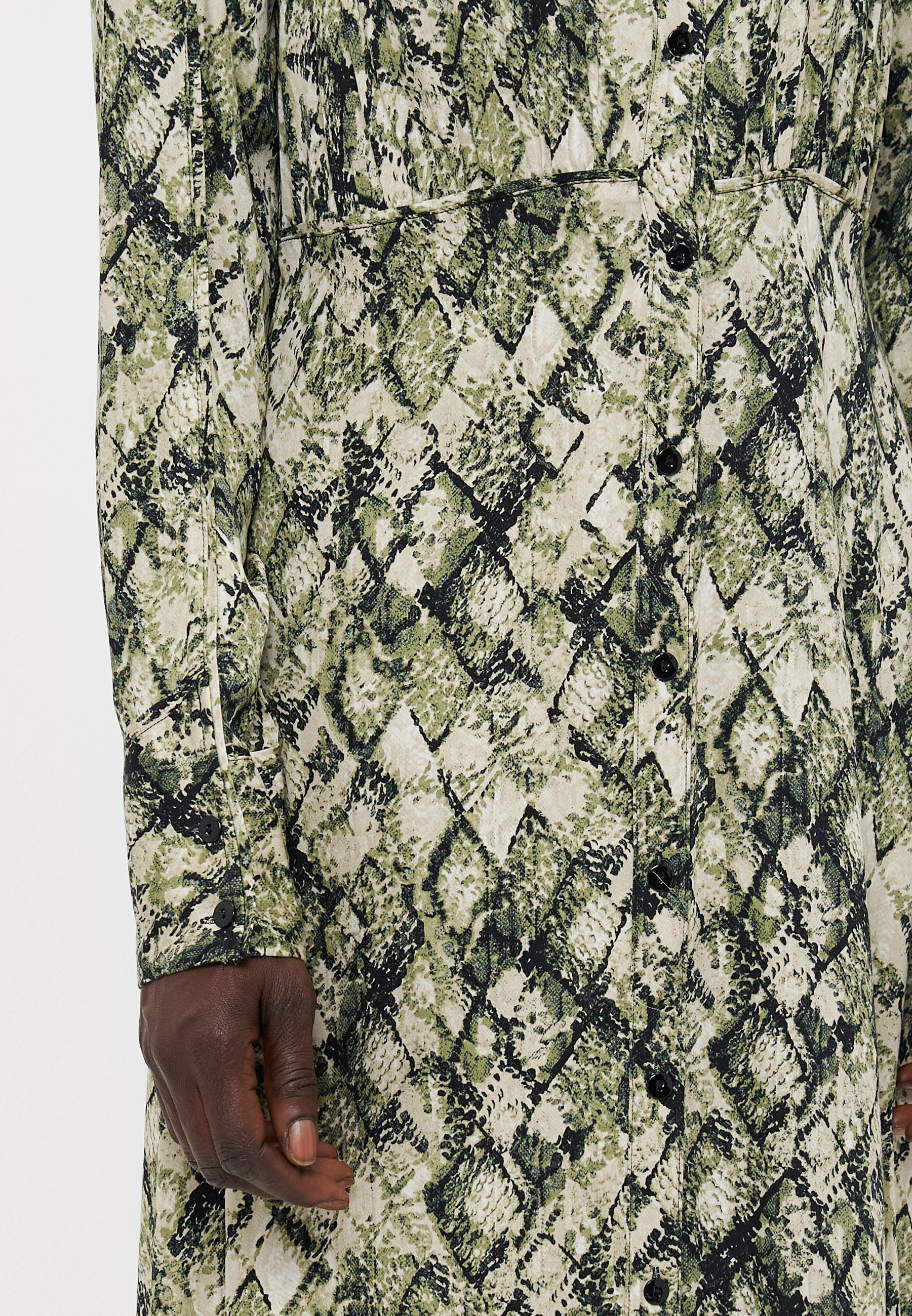 Robe longue Vero Moda VMCINDY - Robe maxi - eucalyptus