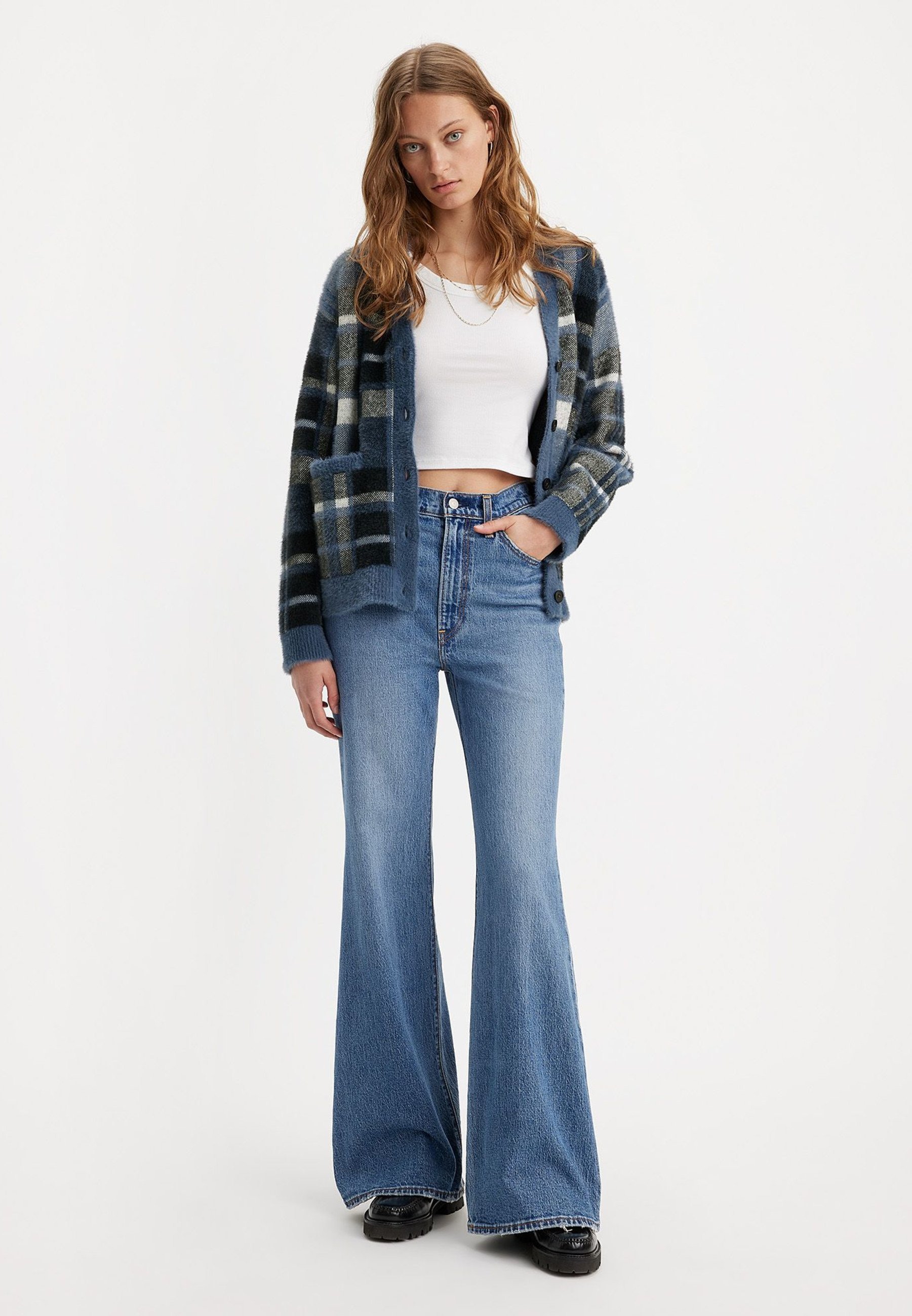 Levi's® RIBCAGE BELLS – Platėjantys džinsai – mėlyno džinso spalvos