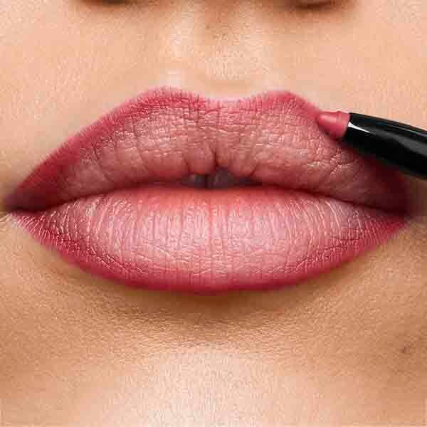 Avon Glimmerstick -huultenrajauskynä ruusuviini