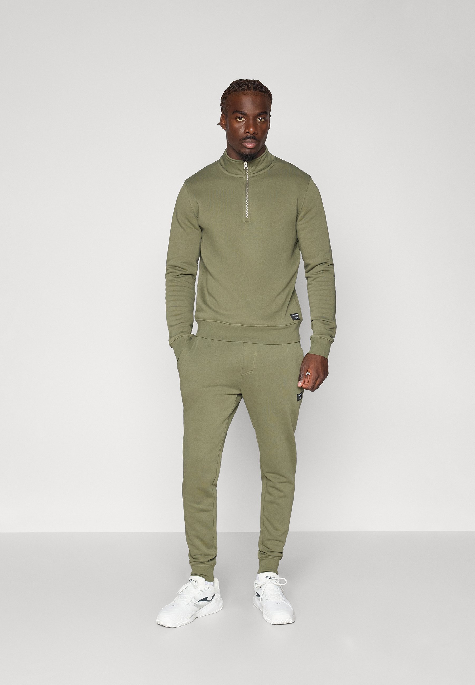 Björn Borg CENTRE TAPERED SWEATPANTS - Trainingsbroek - stoffige olijfgroen