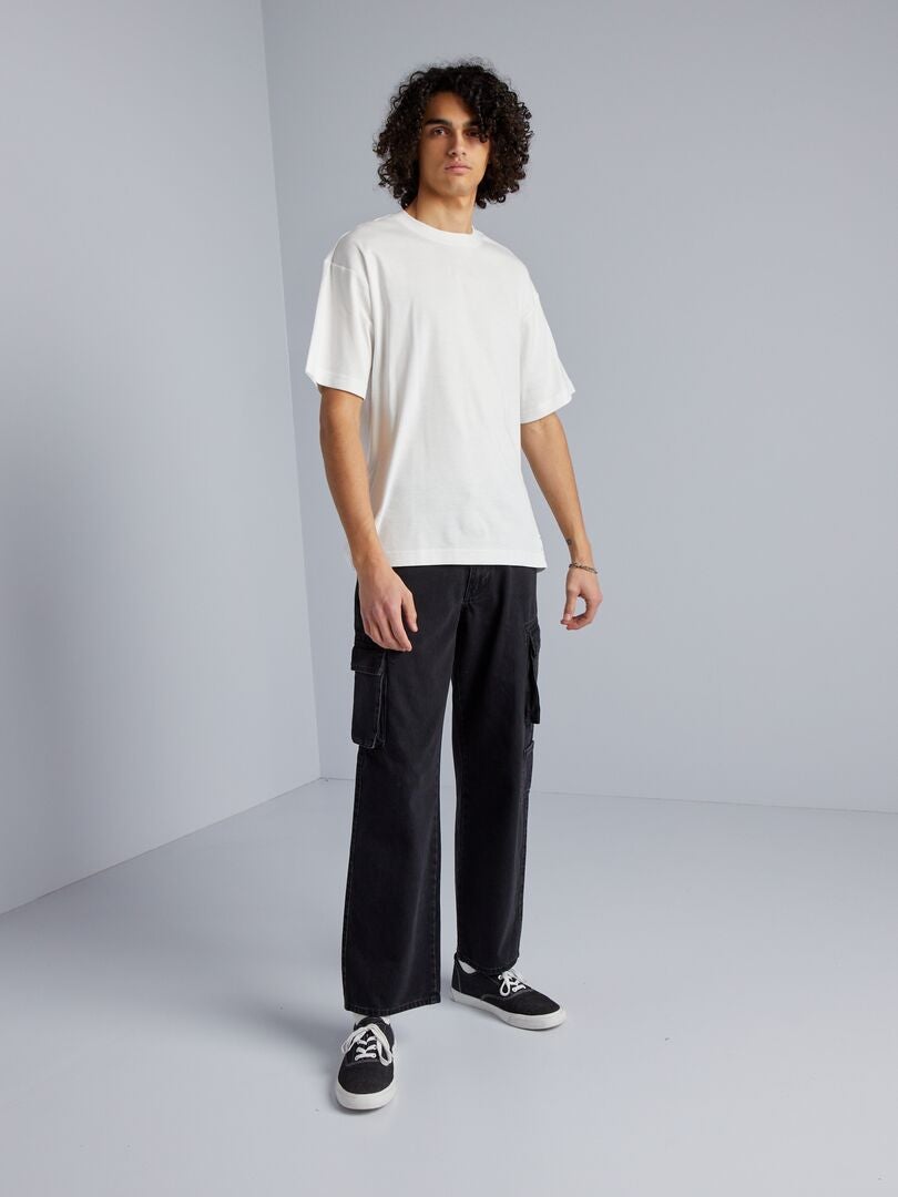 Calça jeans de perna larga com bolsos - CINZA