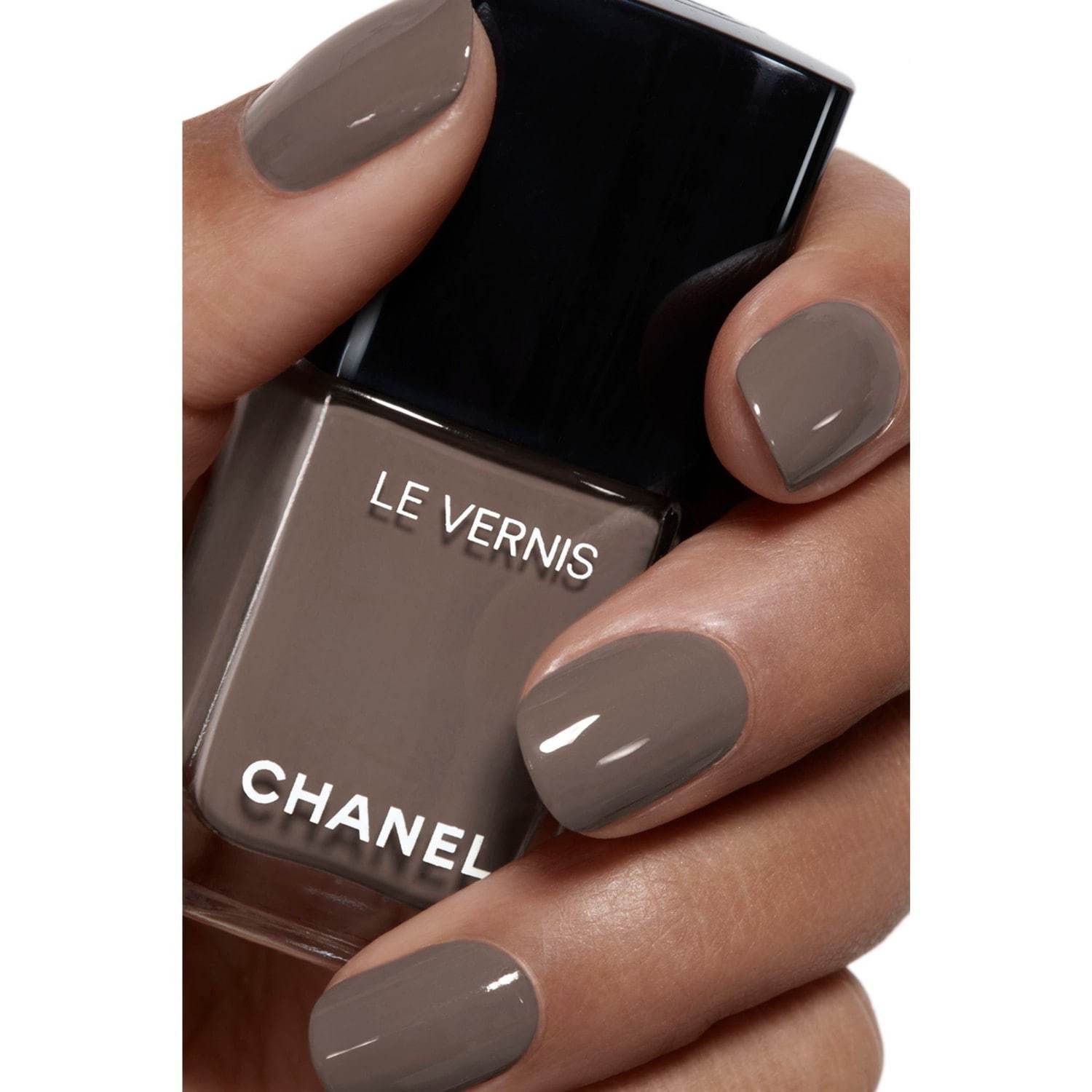 CHANEL lak za nokte LE VERNIS DUGOTRAJNA BOJA I SJAJ - 13 ml