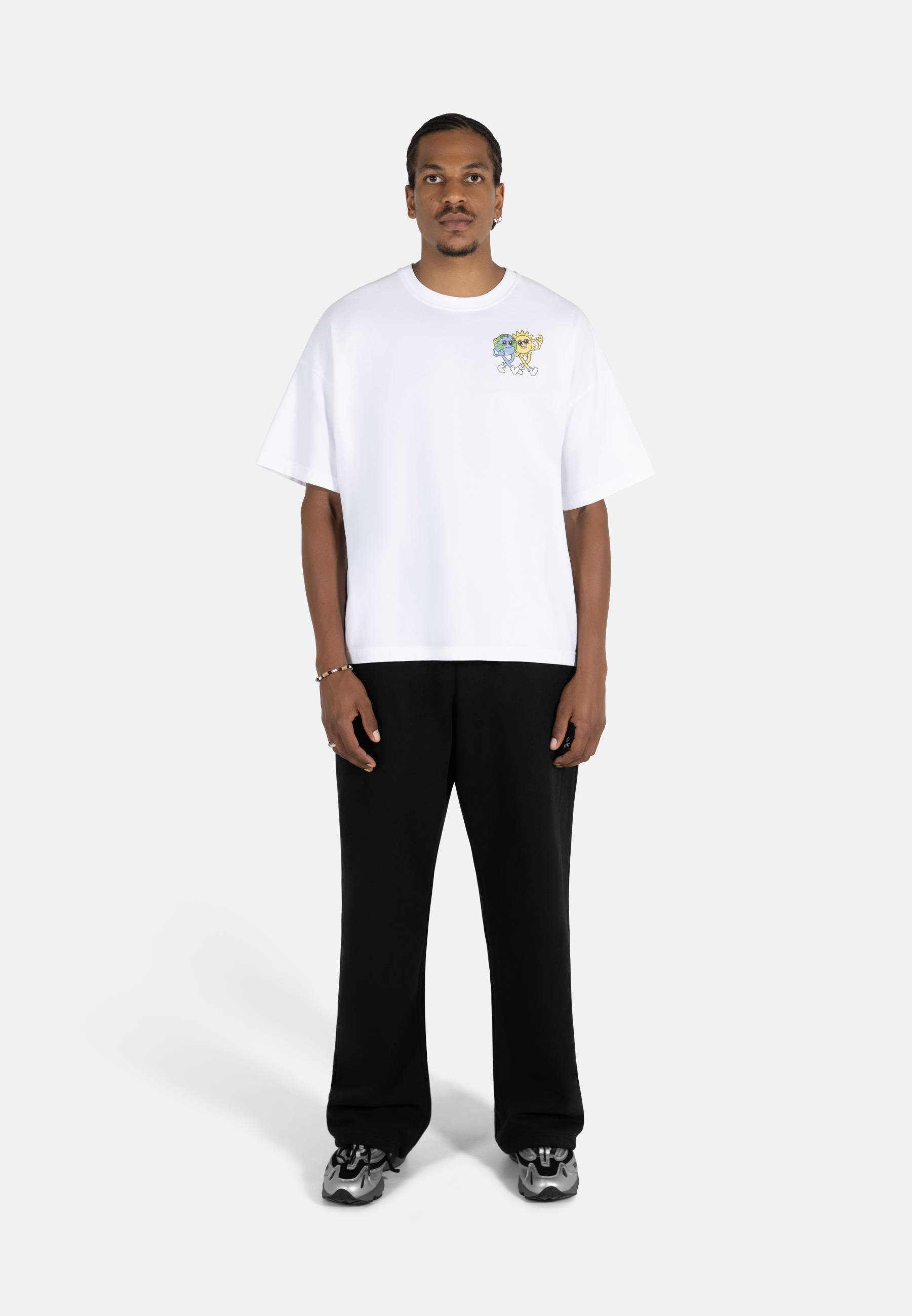 De T-shirts van The Tracksuit Club