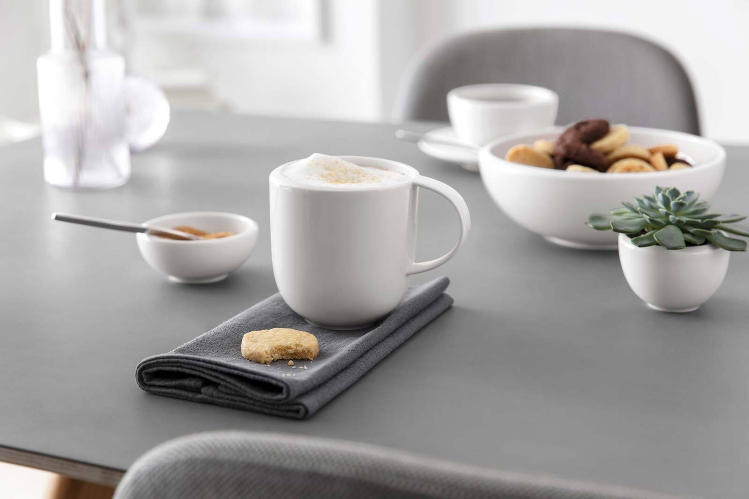 Villeroy & Boch NewMoon puodelis su rankena - 1 vnt.