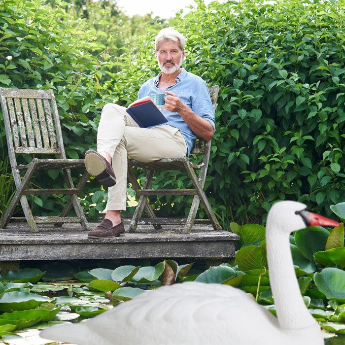 Relaxdays Déco de jardin cygne, flottant, pour attacher, plastique, résistant aux intempéries, figurine d'étang, blanc