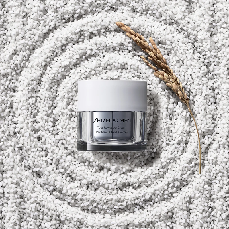 Creme de dia Shiseido Men Total Revitalizer