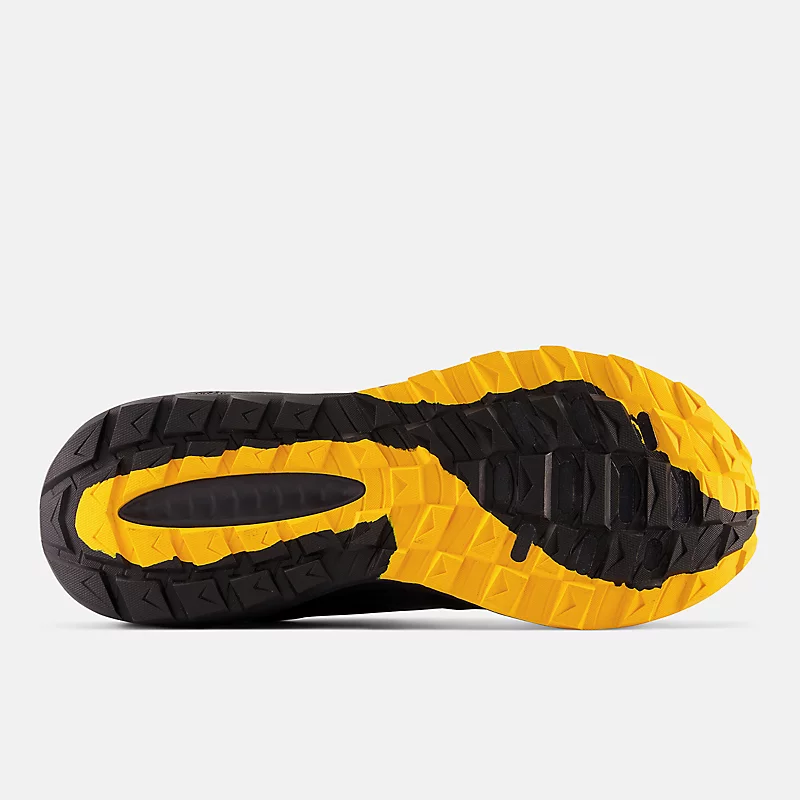 DYNASOFT NITREL v5 GTX Herenschoenen – Zwart met Vivid Apricot