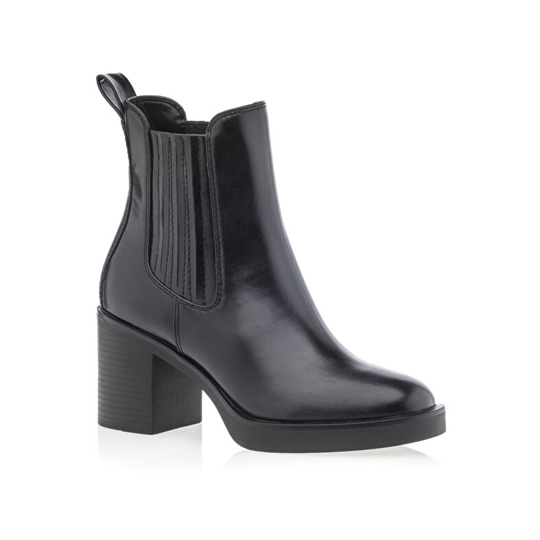 Botas negras de mujer / Botines
