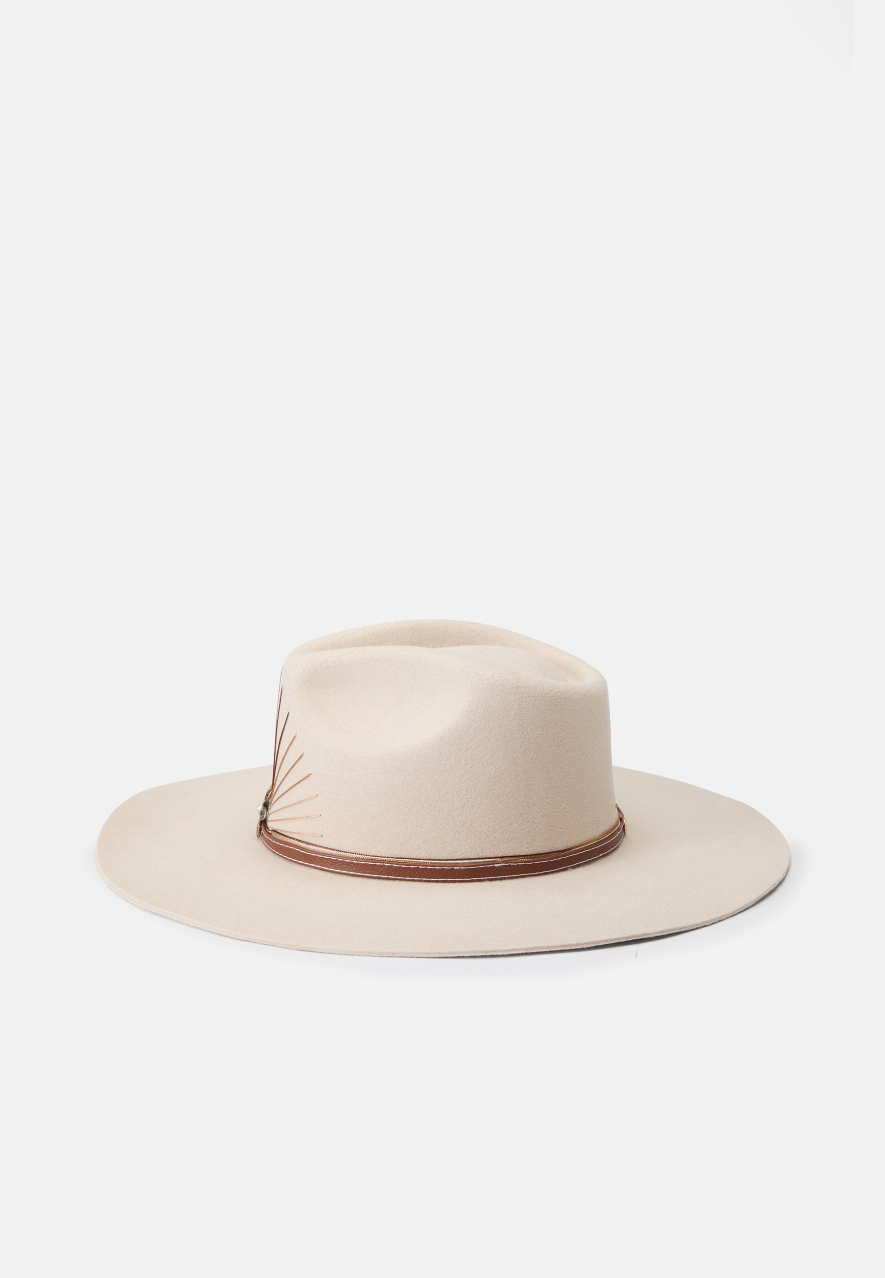 Chapéu de cowboy com detalhes Sensi Studio - Chapéu - cor osso/camelo