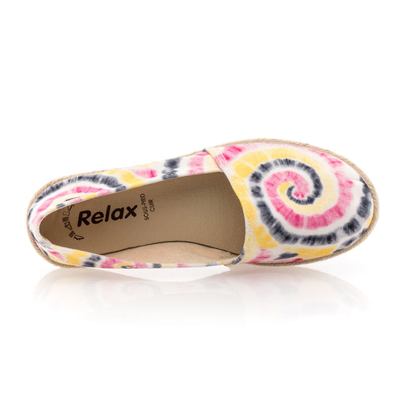 Alpargatas multicolores para mujer con suela de cuerda.