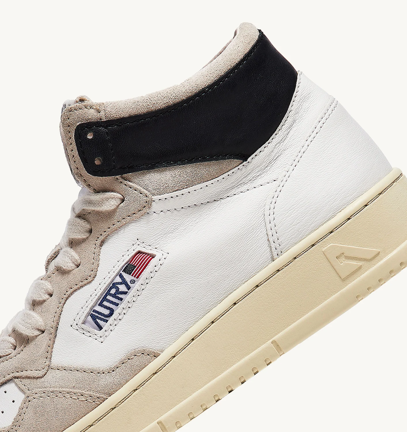 Adidași Medalist Mid din piele și piele întoarsă alb-negru