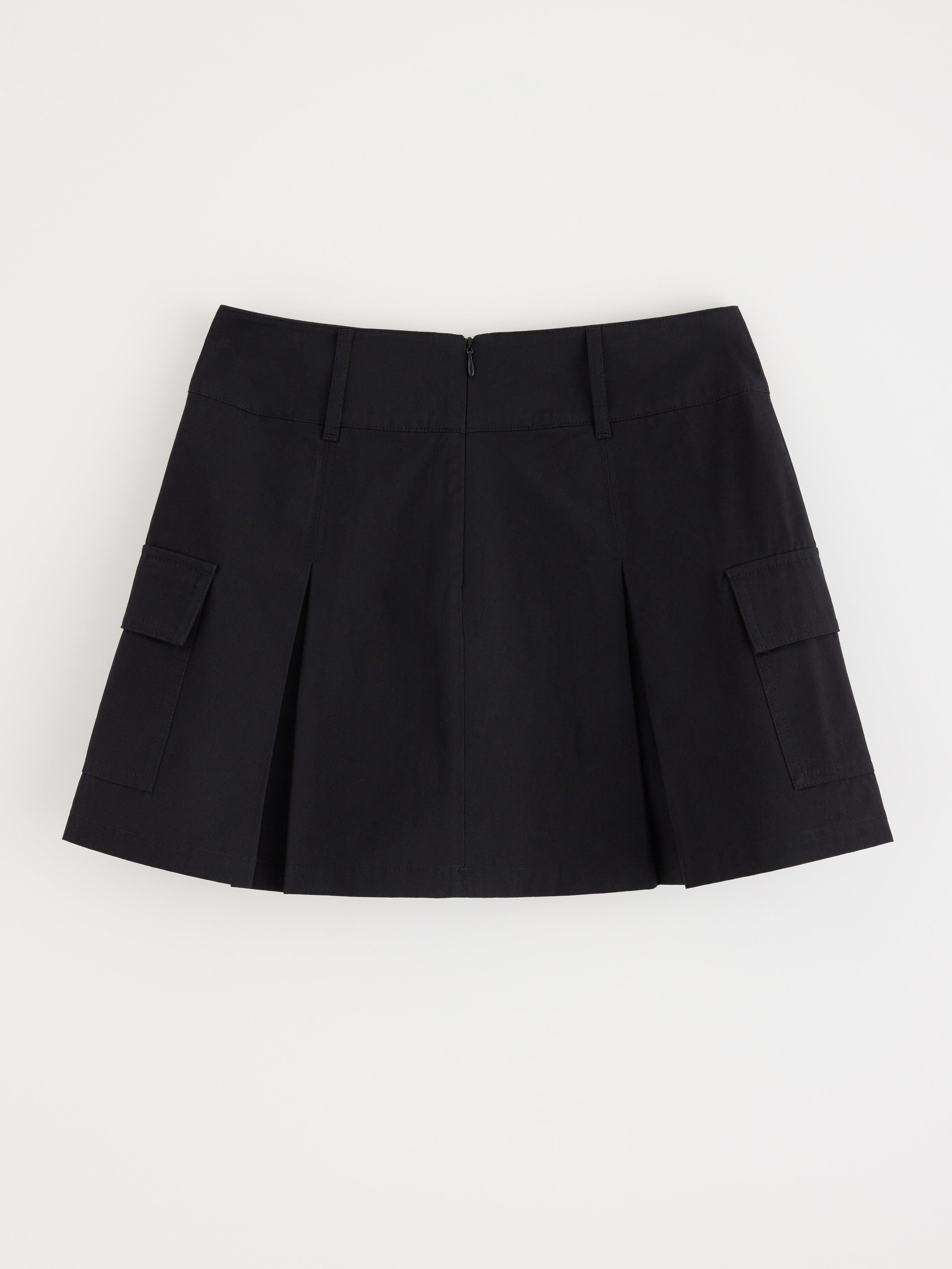 Falda cargo negra