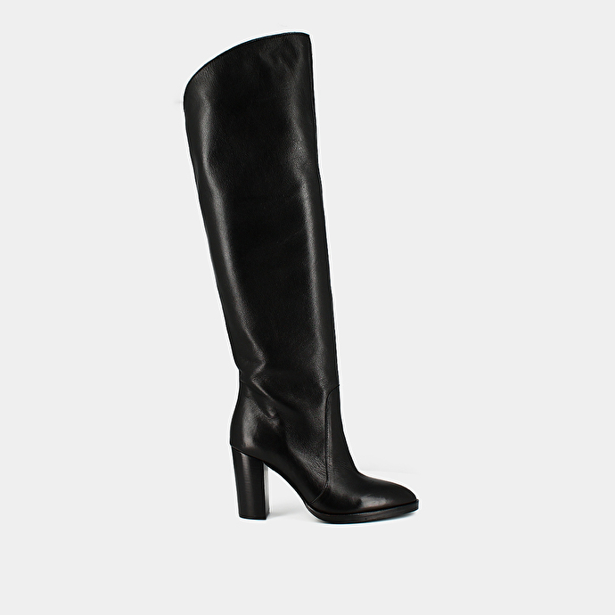 Bottes hautes à bouts pointus  en cuir noir