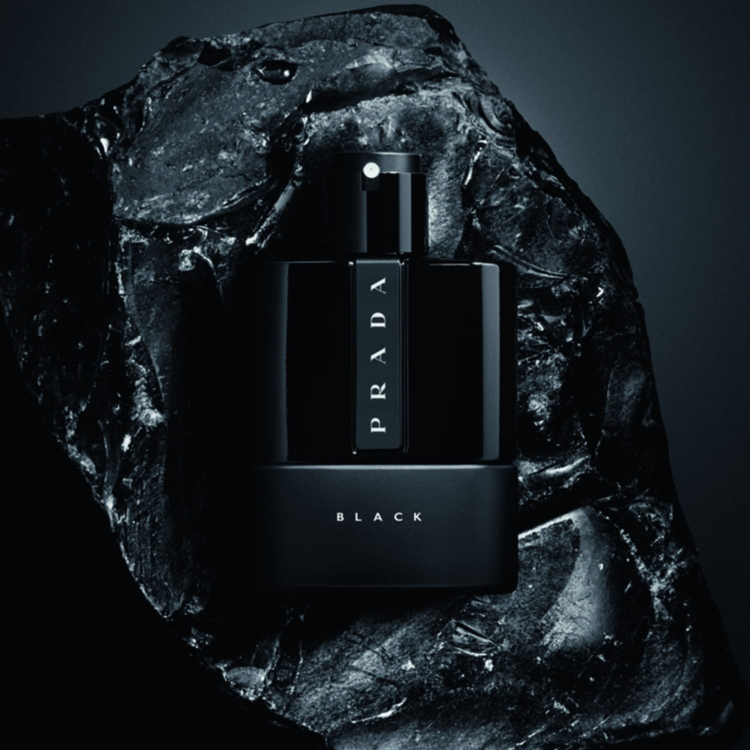 Prada Eau de Parfum Luna Rossa Black Eau de Parfum nachfüllbar – 50 ml – nachfüllbar