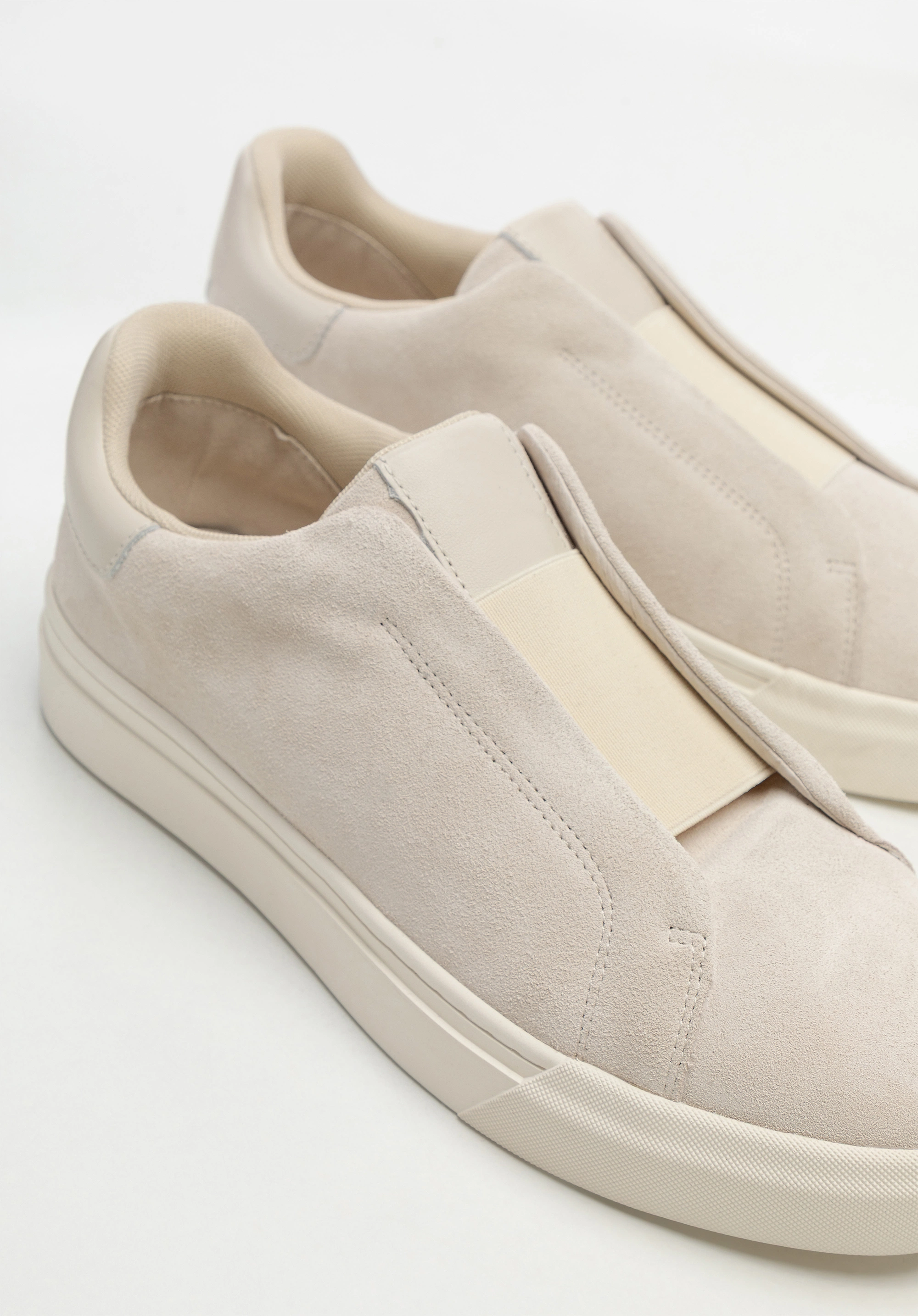 Męskie sneakersy ze skóry zamszowej wsuwane beżowe