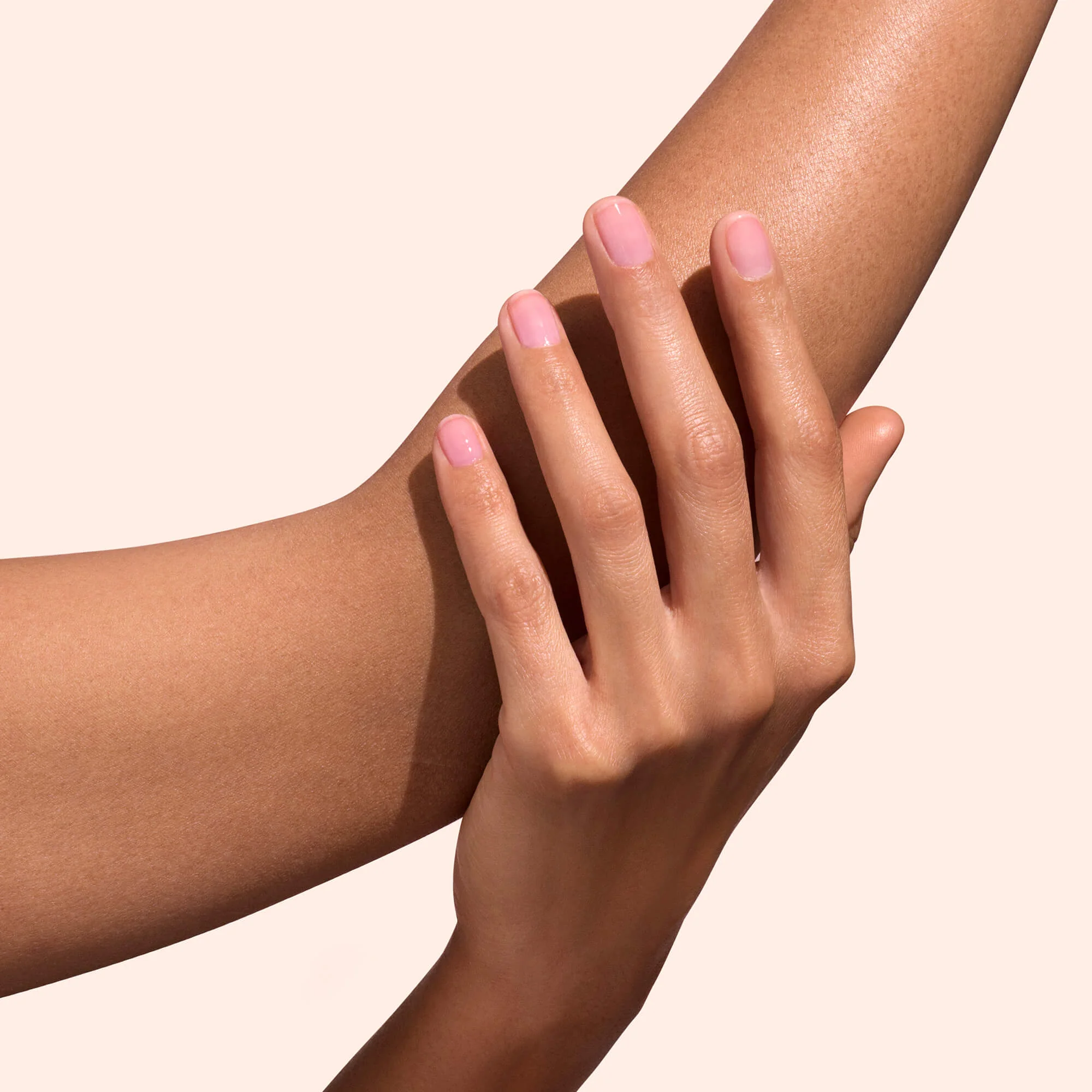 Trattamenti Unghie ACTIVE - Glow - Trattamento Unghie, Smalto