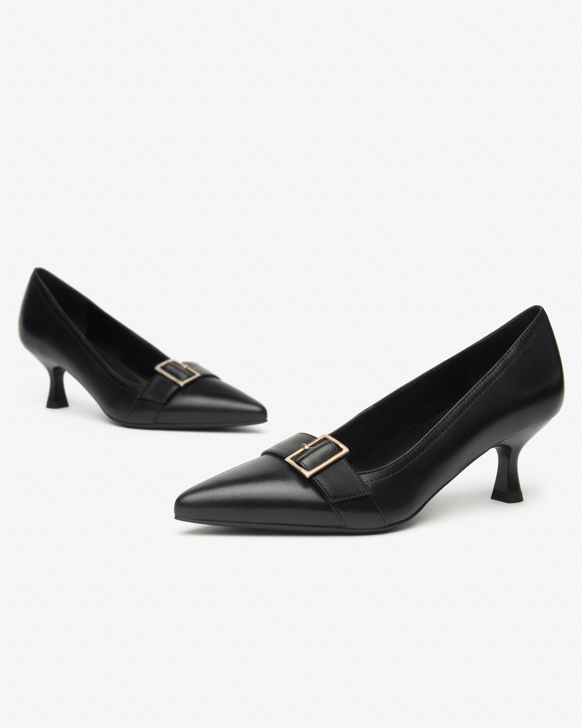  Damen-Pumps aus Leder