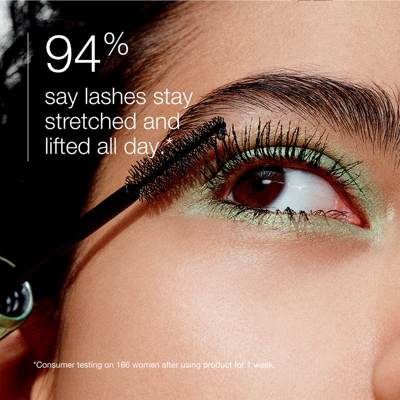 Die Clinique High Impact™ High-Fi Mascara sorgt für maximales Wimpernvolumen.