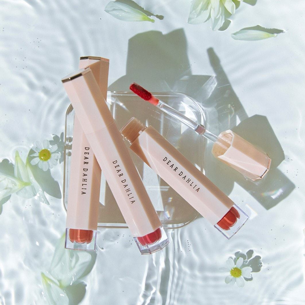 Dear Dahlia Lipstain Blooming Edition Satin Glow lūpu krāsa - 5 ml