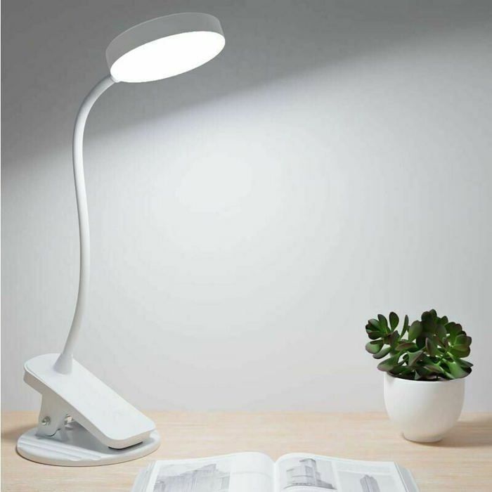 Lampada da scrivania a LED con clip, 3 colori, regolazione continua dell'intensità luminosa e rotazione flessibile a 360°, ideale per letto o scrivania. Sistema di nebulizzazione per esterni.