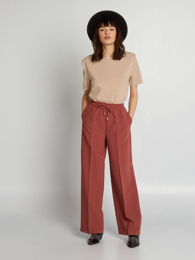 Gestreept T-shirt met schoudervullingen - BEIGE