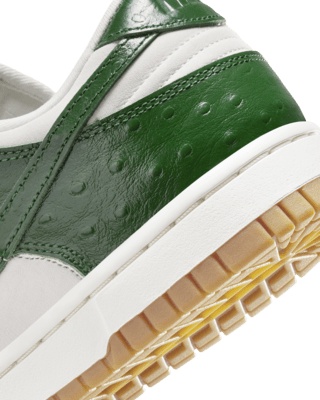 Nike Dunk Low LX Women's Shoes