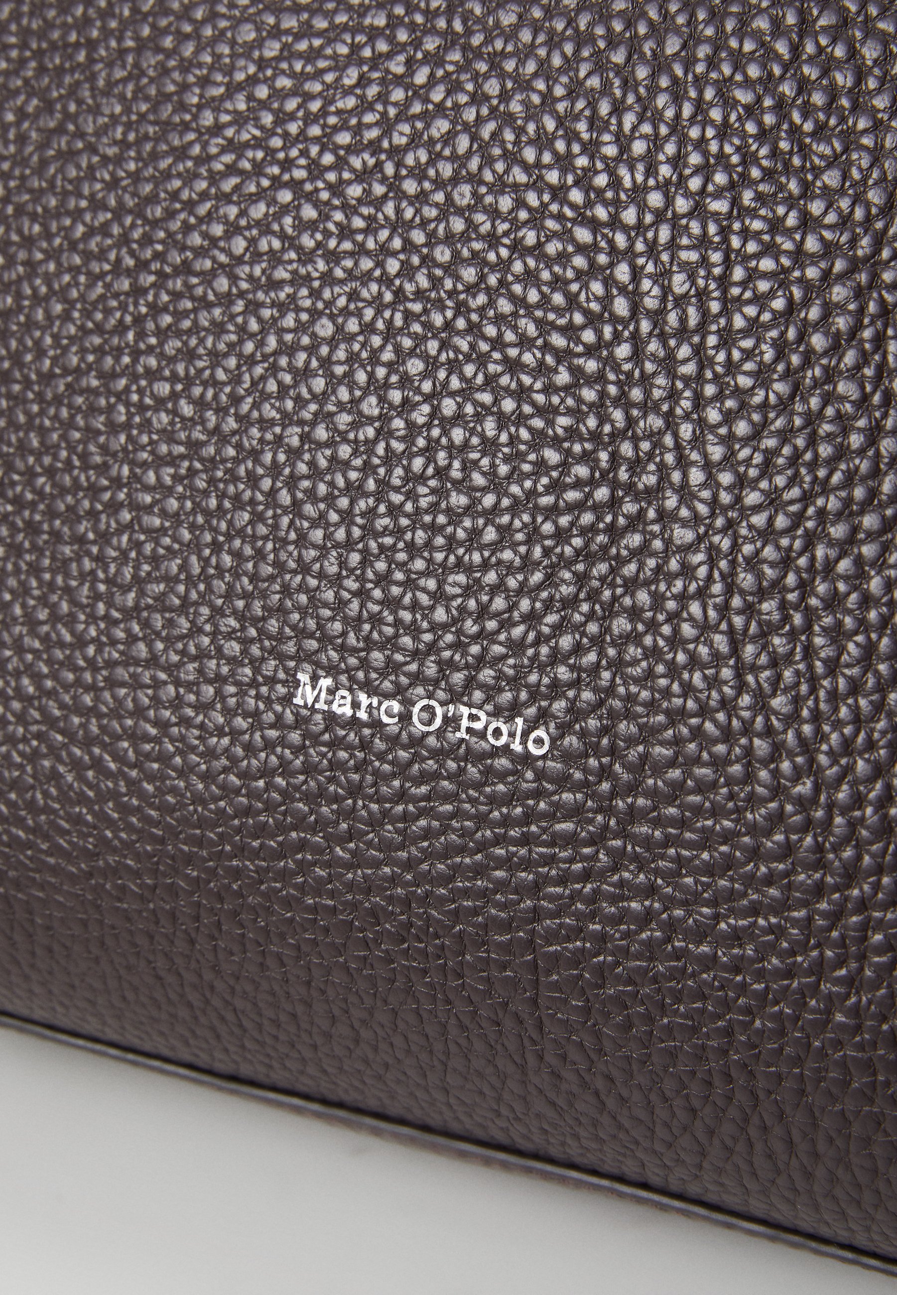 Borsa a tracolla Marc O'Polo - Borsa a mano - terra scura
