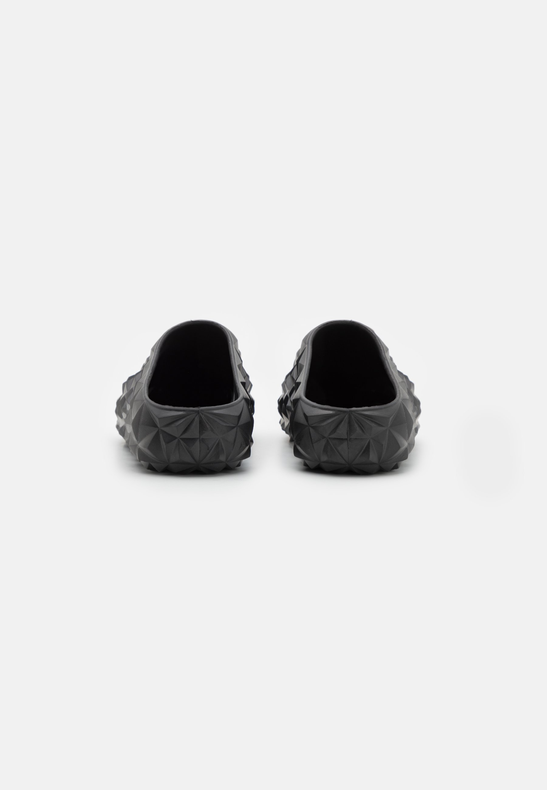 EA7 Emporio Armani UNISEX - Clogs - schwarz