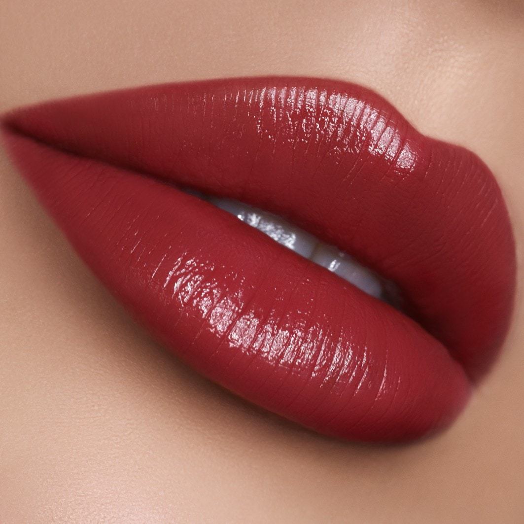 Pat McGrath Labs ruž za usne SatinAllure™ - 3,7 g