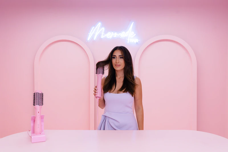 Termálna kefa na narovnávanie vlasov Mermade Blow Dry Brush